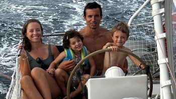 Imagem de Família Lufinha está há dois anos a dar a volta ao mundo no mar (vídeo)