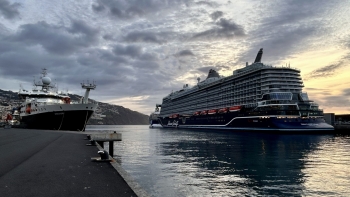 Imagem de Mein Schiff Relax e Marella Voyager no Porto do Funchal