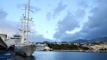 Imagem de Porto do Funchal recebe quatro navios