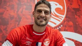 Imagem de Paciência diz estar “feliz por representar o maior clube das ilhas”