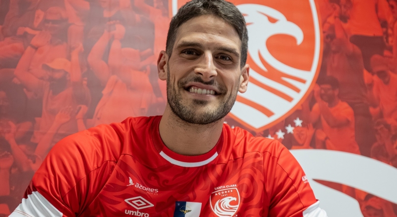 Imagem de Paciência diz estar “feliz por representar o maior clube das ilhas”