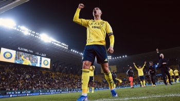 Imagem de CR7 marca na vitória do Al Nassr e fica a 40 golos dos 1000