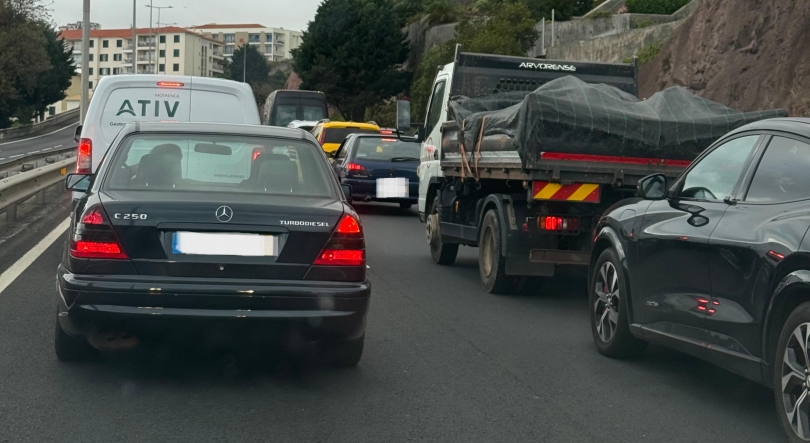 Imagem de Tráfego médio diário ponderado na Via Rápida aumentou 5,2% face ao ano anterior