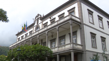 Imagem de Obras de recuperação do tribunal de Santa Cruz vão custar 1,1 milhões de euros (vídeo)