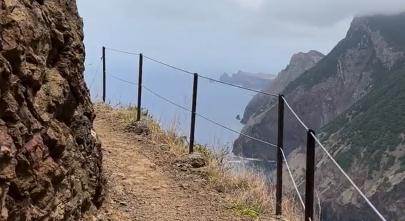 Imagem de Turistas alemães resgatadas pelos Bombeiros de Machico