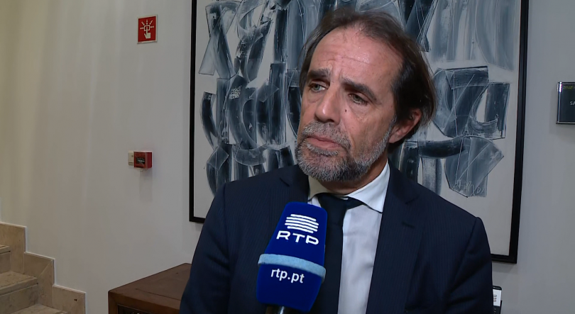 Imagem de Albuquerque não falou com Montenegro sobre subsídio de mobilidade (vídeo)