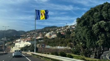 Imagem de Vento e agitação marítima motivam um aviso amarelo do IPMA (áudio)