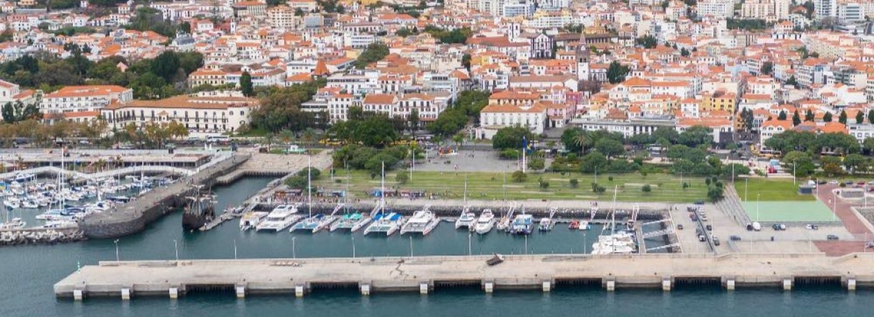 Imagem de Governo Regional quer heliporto no Funchal para servir turistas (áudio)