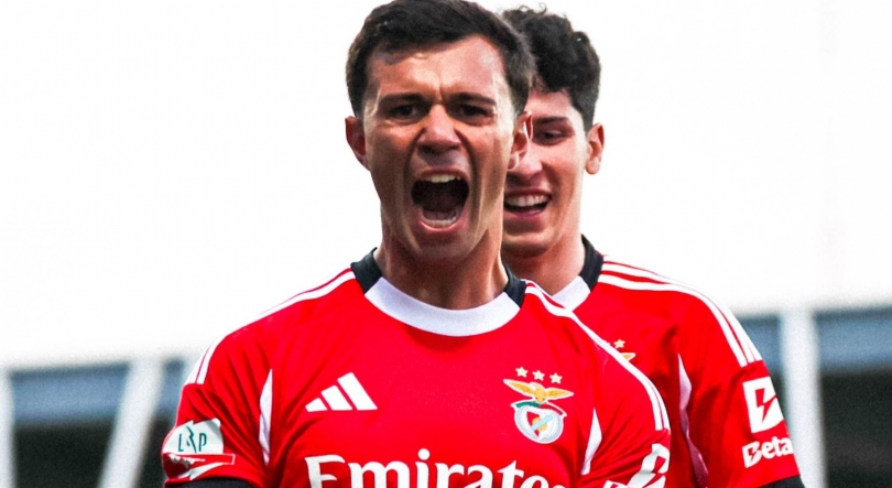 Imagem de Henrique Araújo marca e assiste no triunfo do Benfica B ao Felgueiras