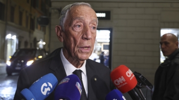 Imagem de Presidente da República reduz deslocação a Espanha e reúne-se hoje com PM