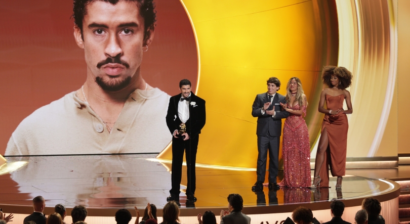Imagem de Bad Bunny faz história ao vencer Grammy de Álbum do Ano com disco em espanhol