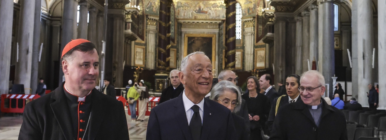 Imagem de Marcelo Rebelo de Sousa encontra-se hoje com o Papa no Vaticano