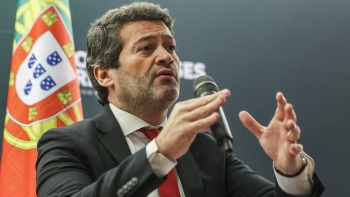 Imagem de Ventura defende adiamento das eleições