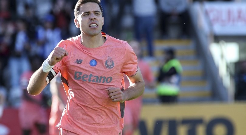 Imagem de Nacional volta às derrotas na receção ao FC Porto