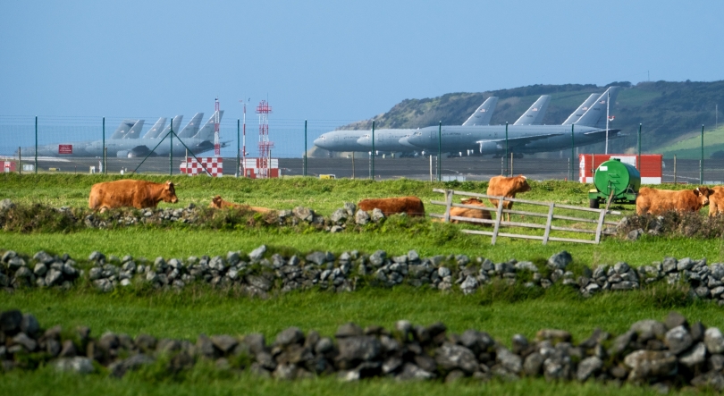 Imagem de Rangel admite que EUA podem usar Lajes para ataque sem avisar Portugal