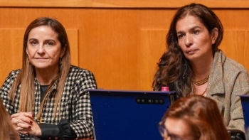 Imagem de Deputadas socialistas avançam com queixa-crime contra Eduardo Jesus