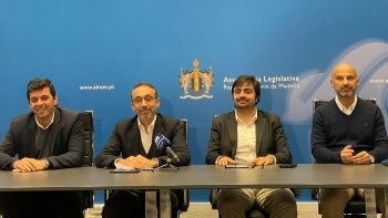 Imagem de Jaime Filipe Ramos elogiou a coragem dos deputados do PSD (vídeo)