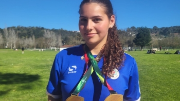 Imagem de Clara Teixeira brilha com duplo título nacional