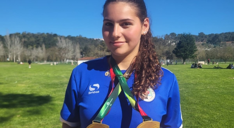 Imagem de Clara Teixeira brilha com duplo título nacional