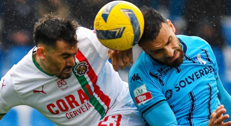 Imagem de Marítimo regressa aos triunfos em Vizela