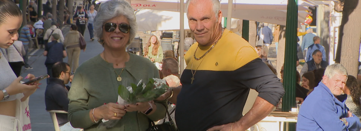 Imagem de Dia dos namorados é assinalado por pessoas de várias idades (vídeo)