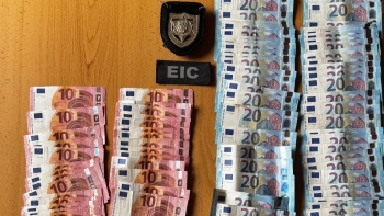 Imagem de PSP apreende dinheiro por levantamentos abusivos com cartão de idosa no Porto Santo