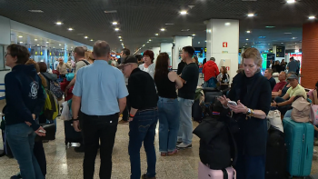 Imagem de Mais de 40 voos cancelados e vários divergidos (vídeo)