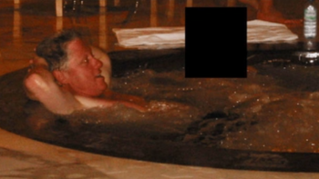 Imagem de Ex-presidente Bill Clinton diz que “não fez nada de errado” na relação com Epstein