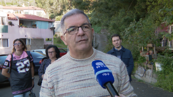 Imagem de CDU diz que o governo “esqueceu” promessas depois da tragédia (vídeo)