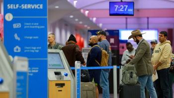 Imagem de Reaberto nos EUA espaço aéreo sobre cidade texana de El Paso