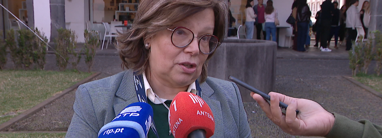 Imagem de Acesso à internet pelos mais jovens deve ser controlado (vídeo)