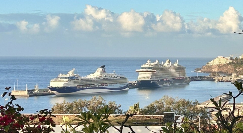 Imagem de Navios trazem perto de oito mil para passar o dia