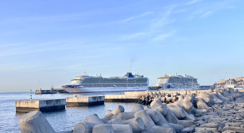 Imagem de Perto de 12 mil pessoas a passar no Porto do Funchal