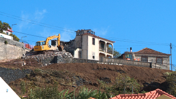Imagem de Oposição lamenta demolição da Quinta das Tangerinas (vídeo)