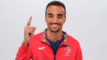 Imagem de Isaac Nader bate recorde nacional dos 800 metros em pista curta