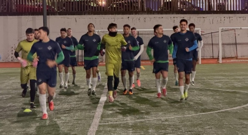 Imagem de Ribeira Brava soma 3.ª derrota seguida em Bragança