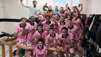 Imagem de Ribeira Brava estreia-se a vencer em 2026