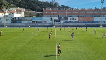 Imagem de Camacha sai de Viana com um empate