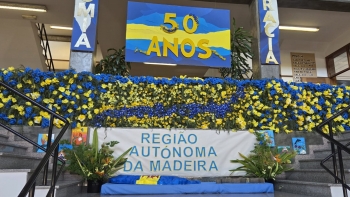 Imagem de Escolas comemoram os 50 anos da autonomia (vídeo)