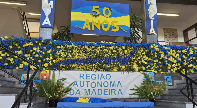 Imagem de Escolas comemoram os 50 anos da autonomia (vídeo)