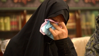 Imagem de Viúva de Khamenei morre em ataques dos EUA e Israel