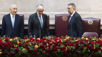 Imagem de António José Seguro prestou juramento sobre a Constituição (vídeo)