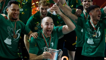 Imagem de Sporting bate Benfica e conquista Taça de Portugal de voleibol