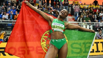 Imagem de Agate Sousa campeã do salto em comprimento 18 anos depois de Naide Gomes