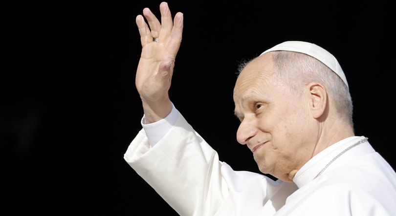 Imagem de Papa Leão XIV alerta para os riscos da idolatria do dinheiro