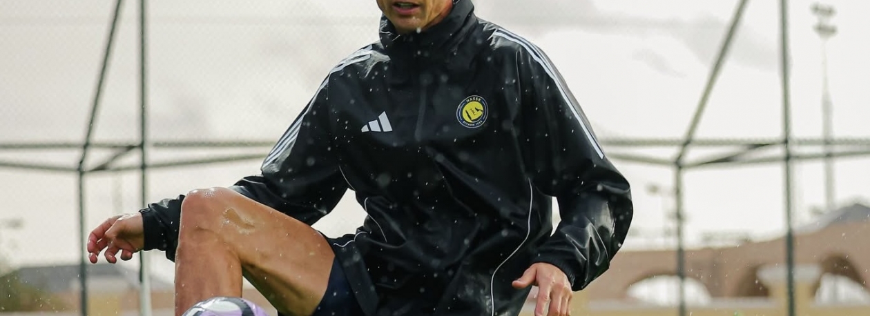 Imagem de Cristiano Ronaldo regressa ao trabalho de campo após lesão