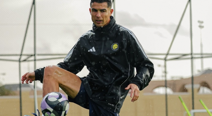 Imagem de Cristiano Ronaldo regressa ao trabalho de campo após lesão