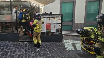 Imagem de Fogo em fritadeira leva bombeiros à Rua dos Aranha (vídeo)