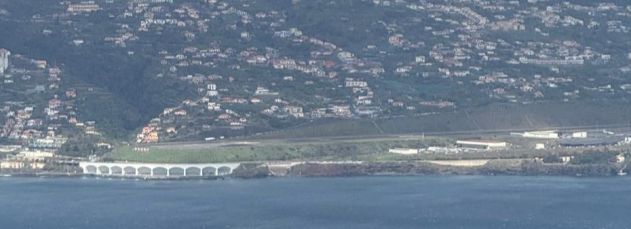 Imagem de Mais de 20 voos cancelados para amanhã