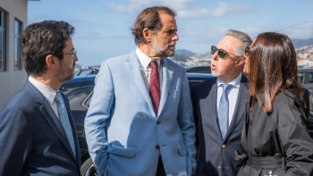 Imagem de Albuquerque vai à tomada de posse de Seguro (vídeo)